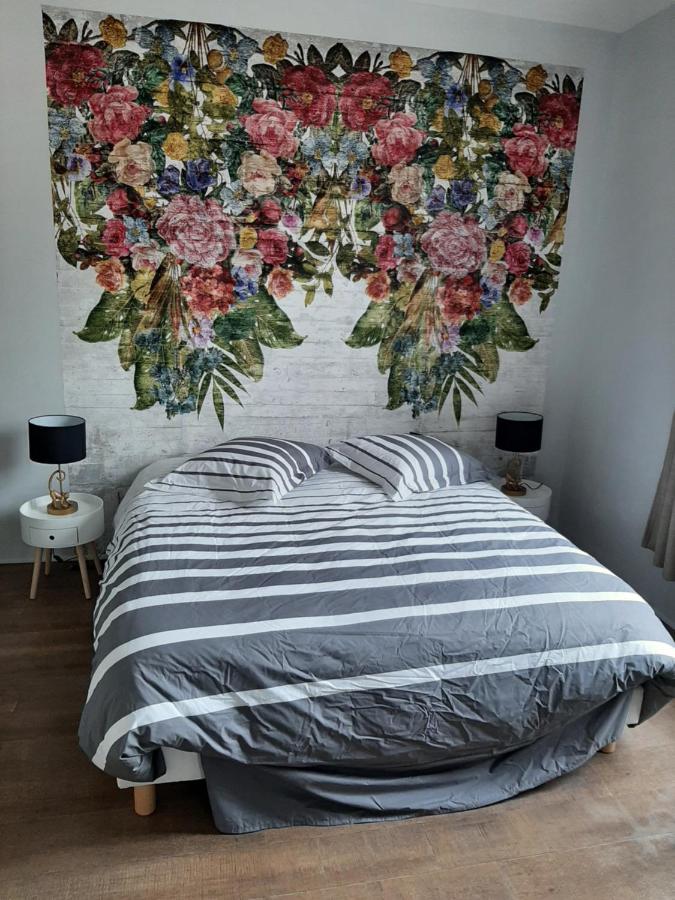 Une Chambre A Юзес Екстер'єр фото